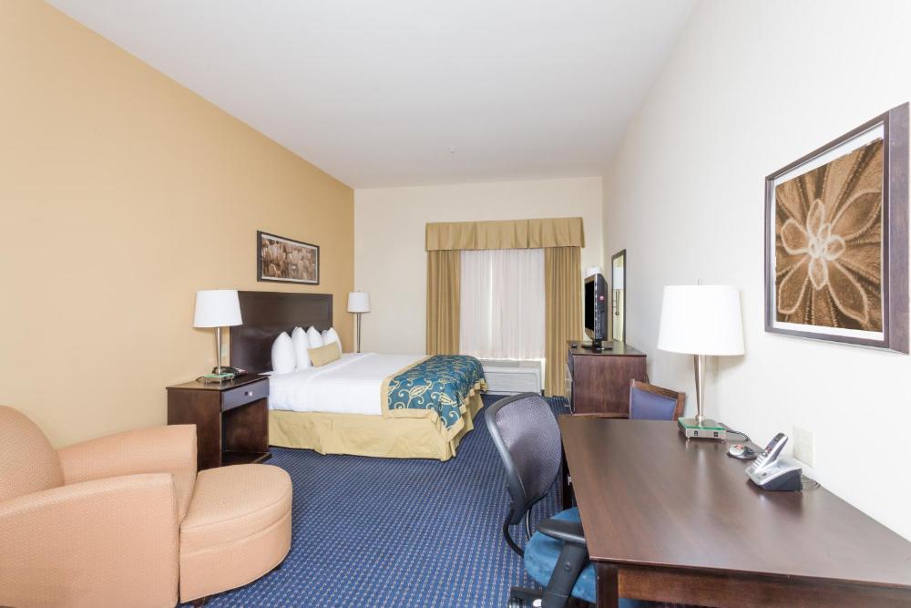 King Room - Non-Smoking interior